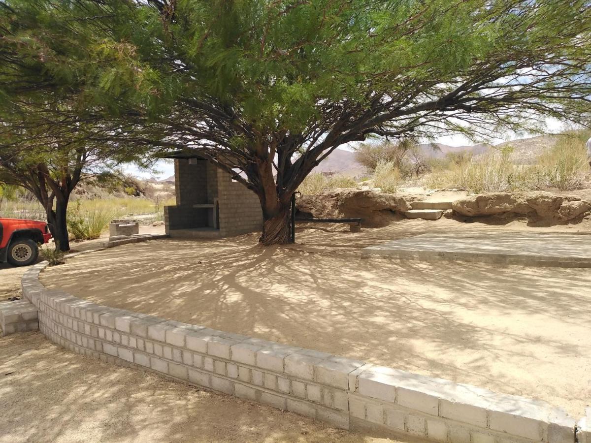 Achab Camping Camp Site Usakos Екстериор снимка